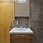 Hotel Krone By B-smart